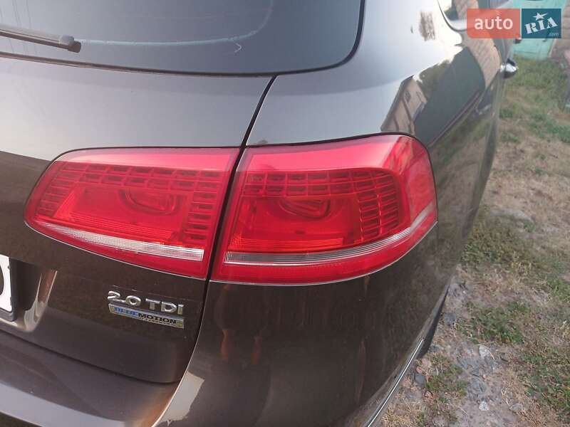 Универсал Volkswagen Passat 2014 в Киеве