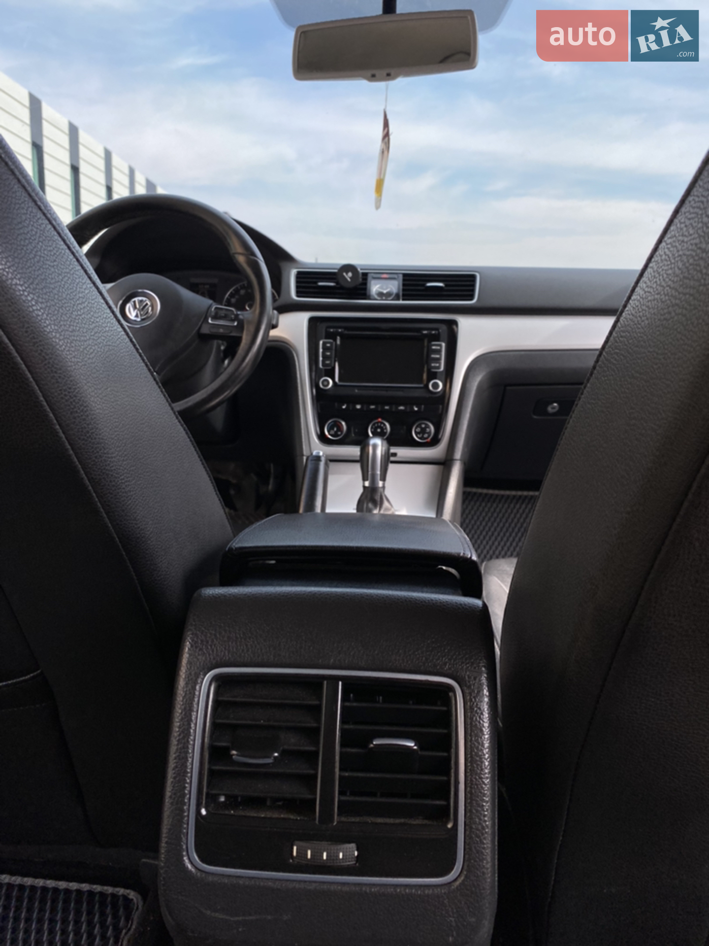 2013 Volkswagen Passat - мініатюра 38