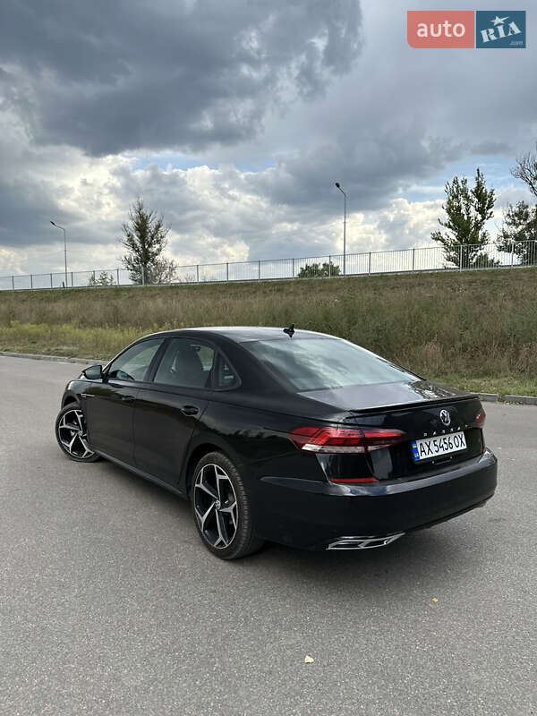 Седан Volkswagen Passat 2021 в Харькове
