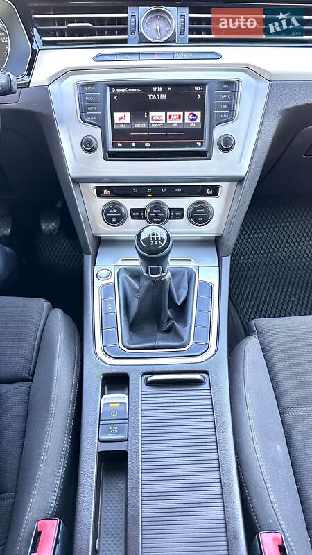 Універсал Volkswagen Passat 2015 в Черкасах фото 8 Універсал Volkswagen Passat 2015 в Черкасах