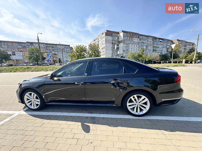 Седан Volkswagen Passat 2018 в Сумах