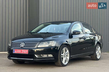 Седан Volkswagen Passat 2013 в Дубні