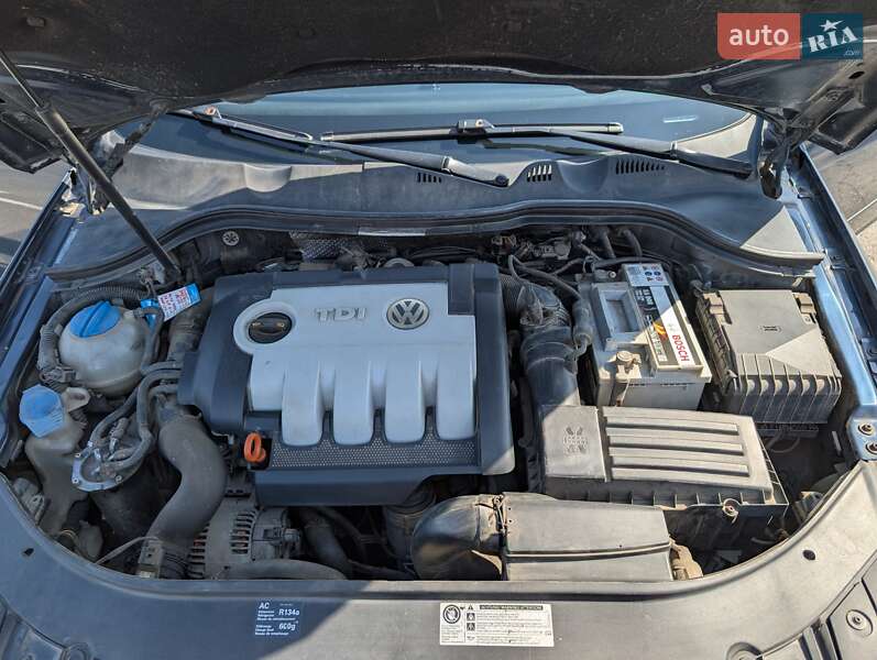 Универсал Volkswagen Passat 2007 в Ужгороде