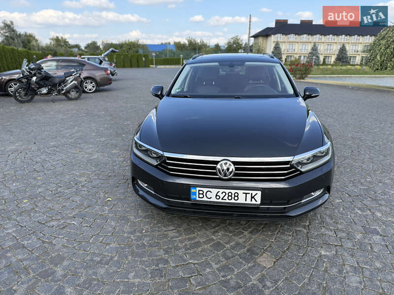 Универсал Volkswagen Passat 2017 в Львове
