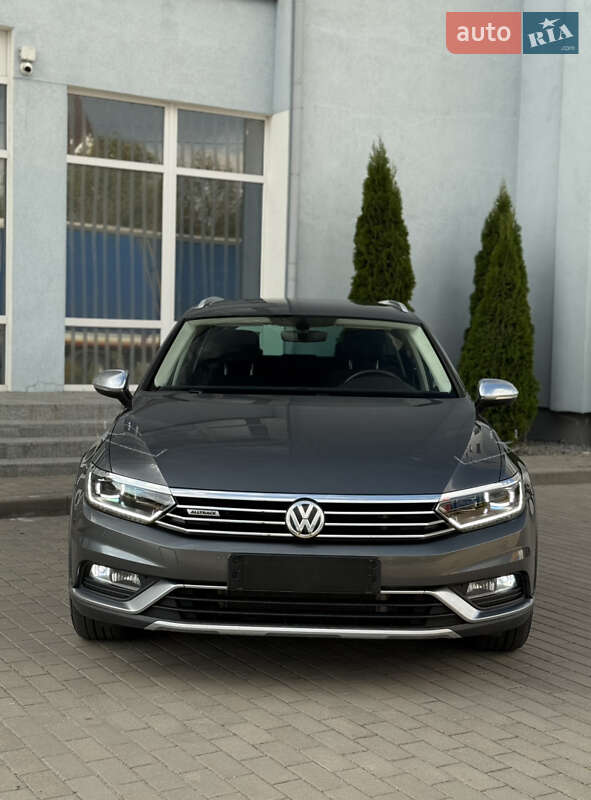 Универсал Volkswagen Passat 2017 в Житомире фото 7 Универсал Volkswagen Passat 2017 в Житомире
