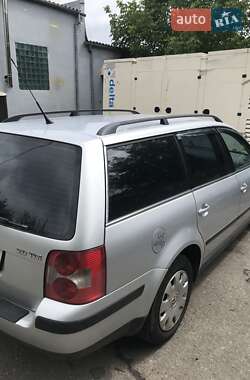 Универсал Volkswagen Passat 2004 в 