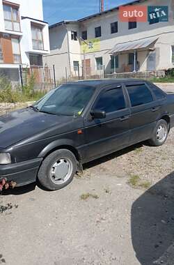 Седан Volkswagen Passat 1991 в Львові