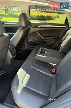 Седан Volkswagen Passat 2020 в 
