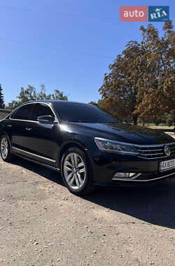 Седан Volkswagen Passat 2015 в 