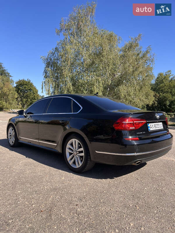 Седан Volkswagen Passat 2015 в Лозовой