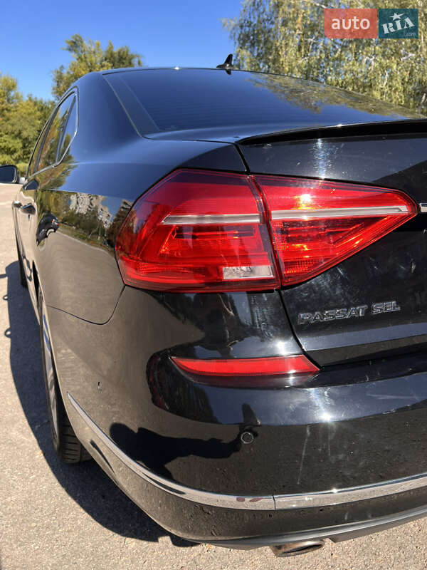 Седан Volkswagen Passat 2015 в Лозовой