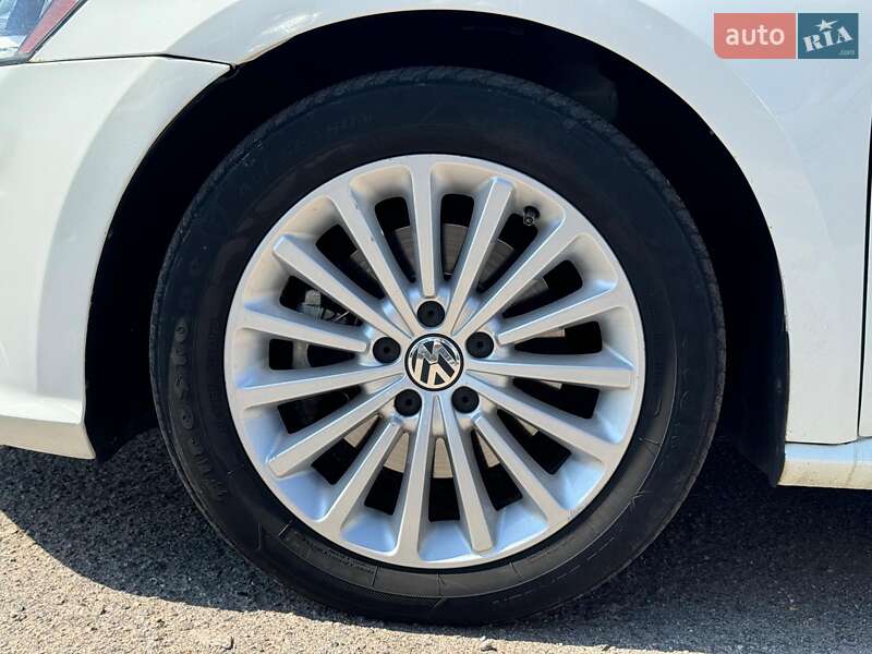 Седан Volkswagen Passat 2016 в Вінниці фото 11 Седан Volkswagen Passat 2016 в Вінниці