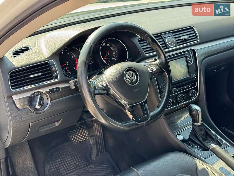 Седан Volkswagen Passat 2016 в Вінниці фото 16 Седан Volkswagen Passat 2016 в Вінниці