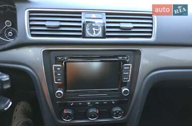Седан Volkswagen Passat 2014 в Шостке