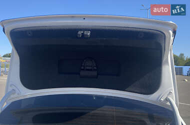 Седан Volkswagen Passat 2013 в 
