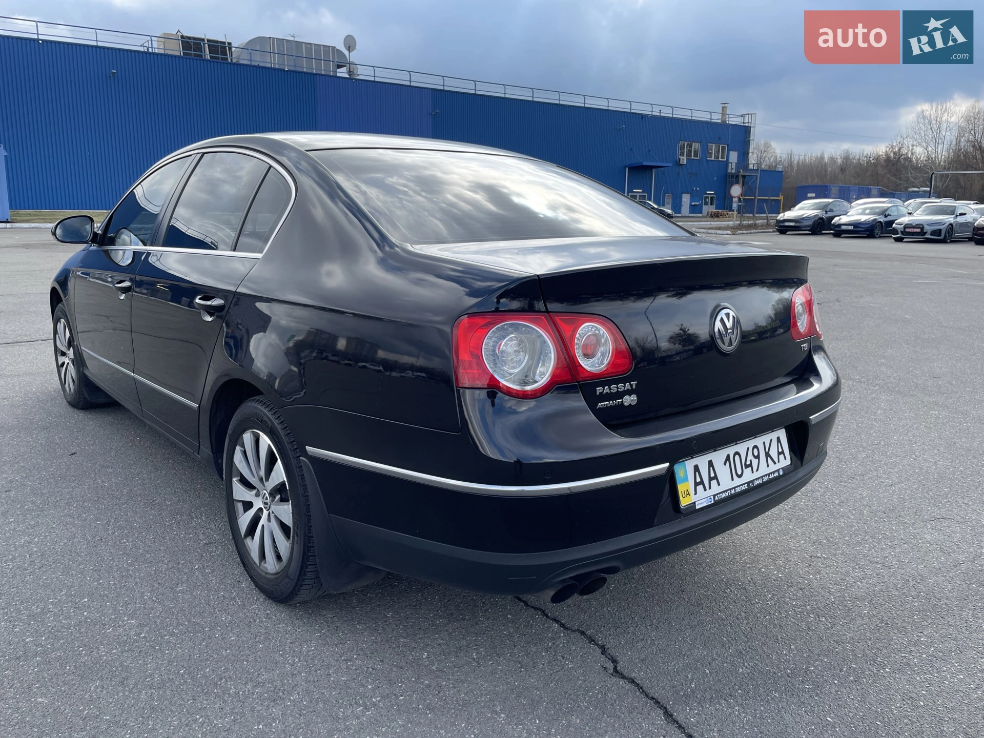 2010 Volkswagen Passat - мініатюра 4