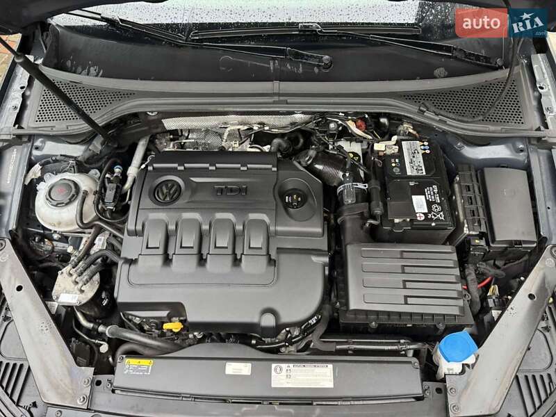 Универсал Volkswagen Passat 2019 в Ужгороде