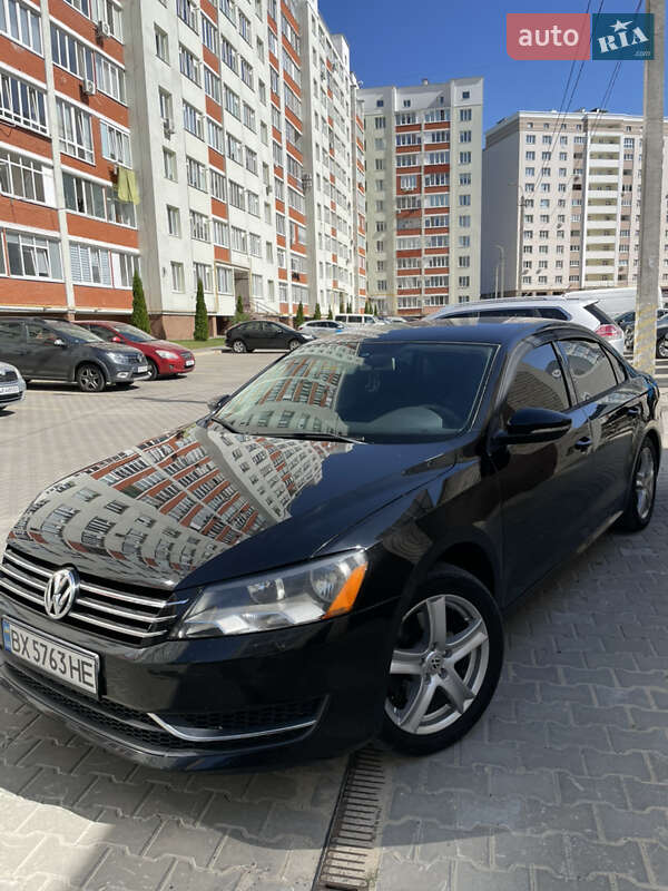 Седан Volkswagen Passat 2011 в 