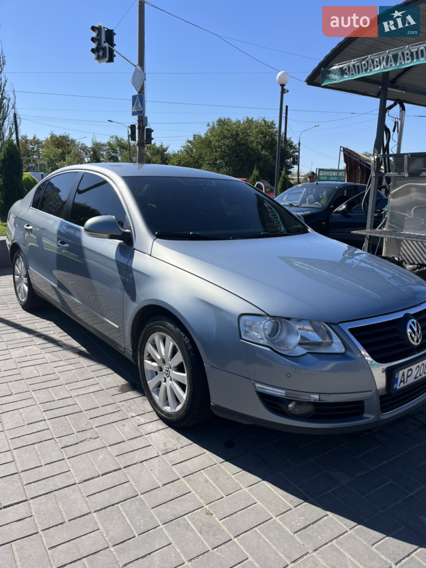 2010 Volkswagen Passat - мініатюра 3