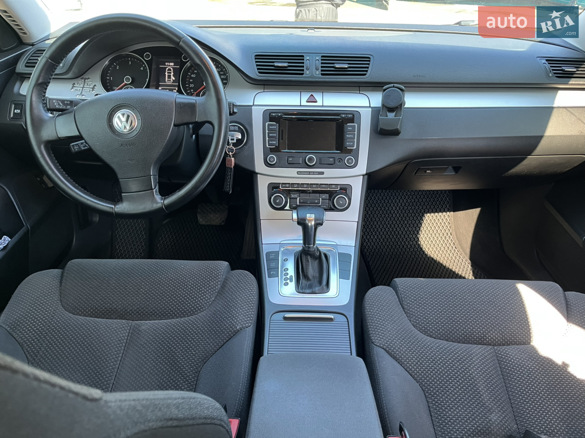 2010 Volkswagen Passat - мініатюра 20