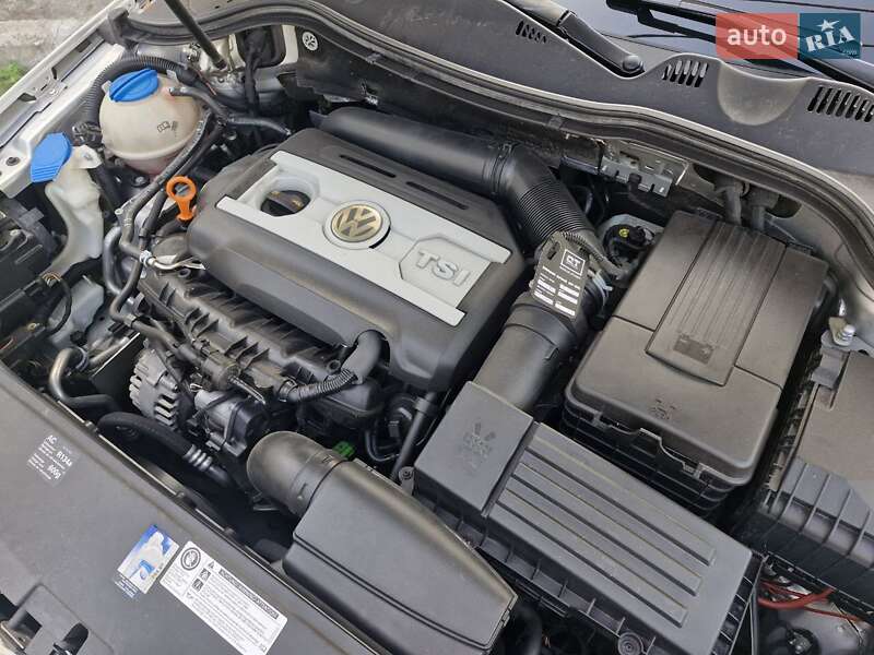 Універсал Volkswagen Passat 2009 в Миколаєві