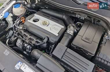 Универсал Volkswagen Passat 2009 в 