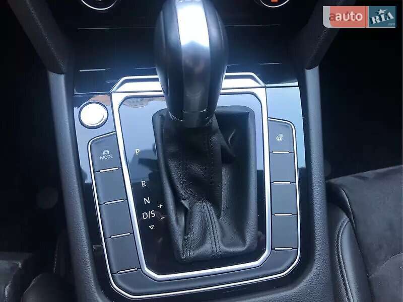Седан Volkswagen Passat 2017 в Житомире фото 36 Седан Volkswagen Passat 2017 в Житомире