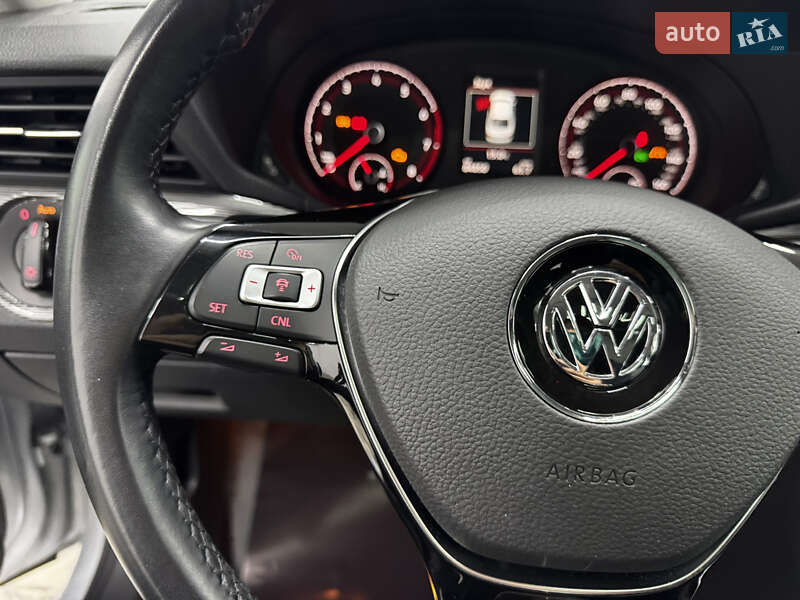 Седан Volkswagen Passat 2020 в Одессе фото 10 Седан Volkswagen Passat 2020 в Одессе