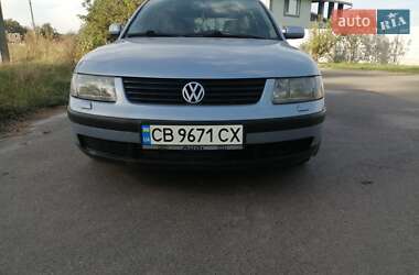 Универсал Volkswagen Passat 1998 в Чернигове
