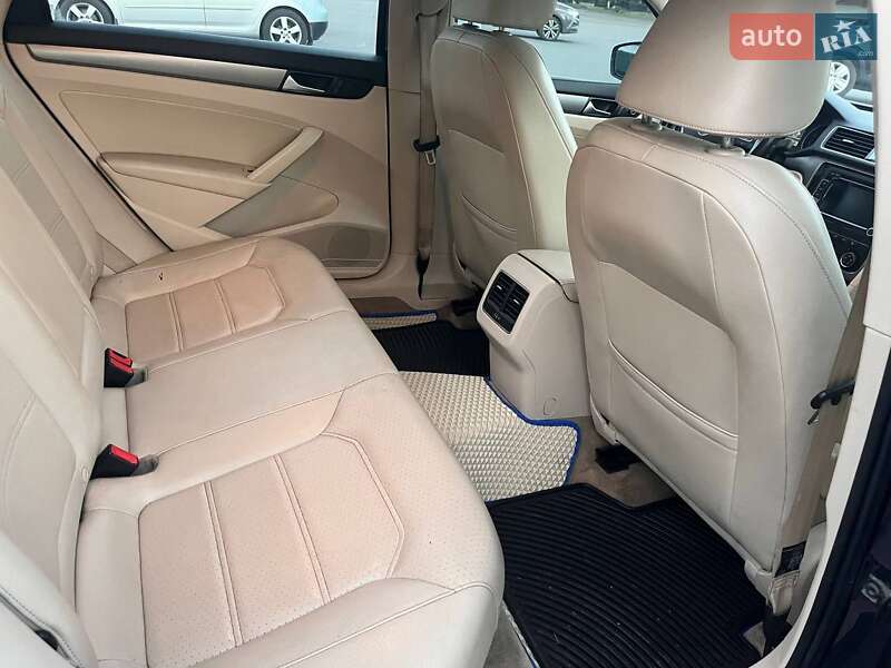Седан Volkswagen Passat 2014 в Петропавловке