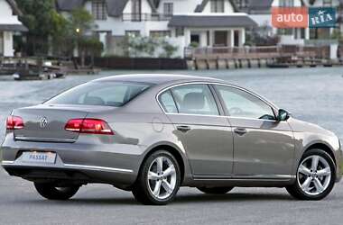 Седан Volkswagen Passat 2013 в 