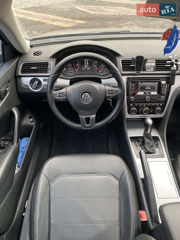 Седан Volkswagen Passat 2012 в Теофіполі фото 29 Седан Volkswagen Passat 2012 в Теофіполі