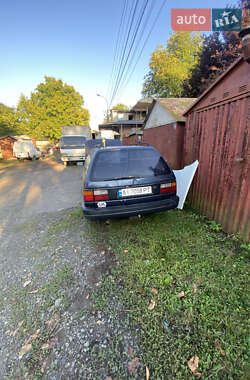 Універсал Volkswagen Passat 1989 в Ужгороді
