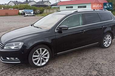 Универсал Volkswagen Passat 2010 в Ровно