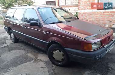Універсал Volkswagen Passat 1992 в Лубнах