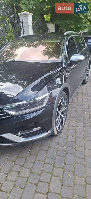 Універсал Volkswagen Passat 2015 в Кам'янець-Подільському