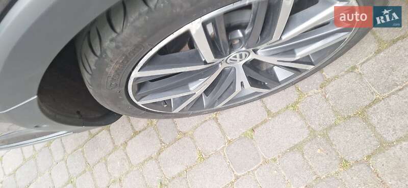 Універсал Volkswagen Passat 2015 в Кам'янець-Подільському