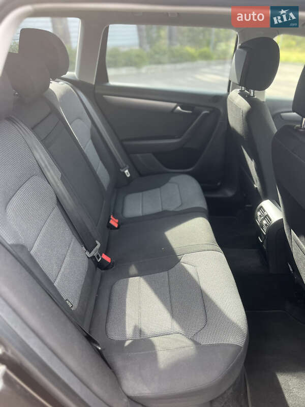 Универсал Volkswagen Passat 2013 в Виннице фото 29 Универсал Volkswagen Passat 2013 в Виннице
