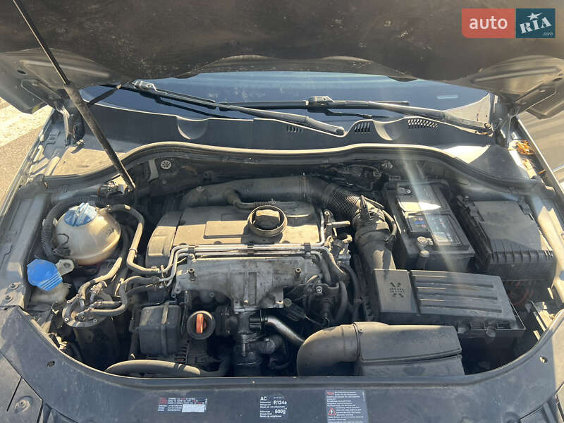 Седан Volkswagen Passat 2006 в Первомайську