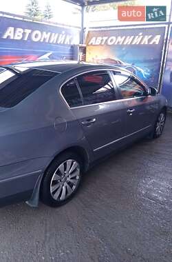 Седан Volkswagen Passat 2007 в Львове