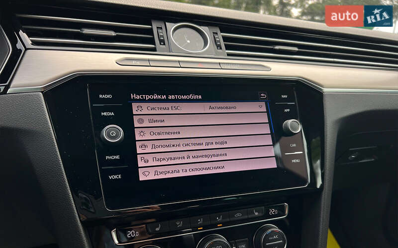 Универсал Volkswagen Passat 2018 в Львове фото 17 Универсал Volkswagen Passat 2018 в Львове