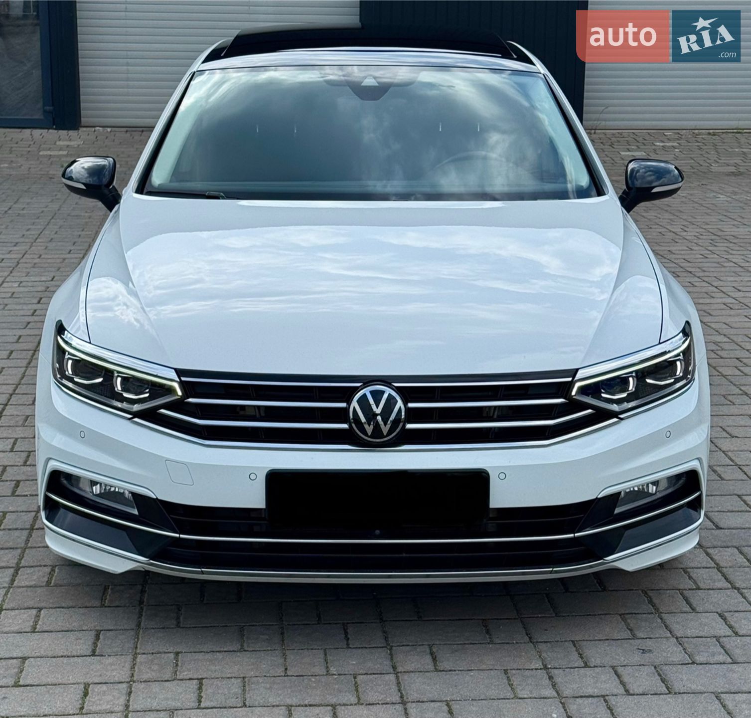 2017 Volkswagen Passat - мініатюра 2