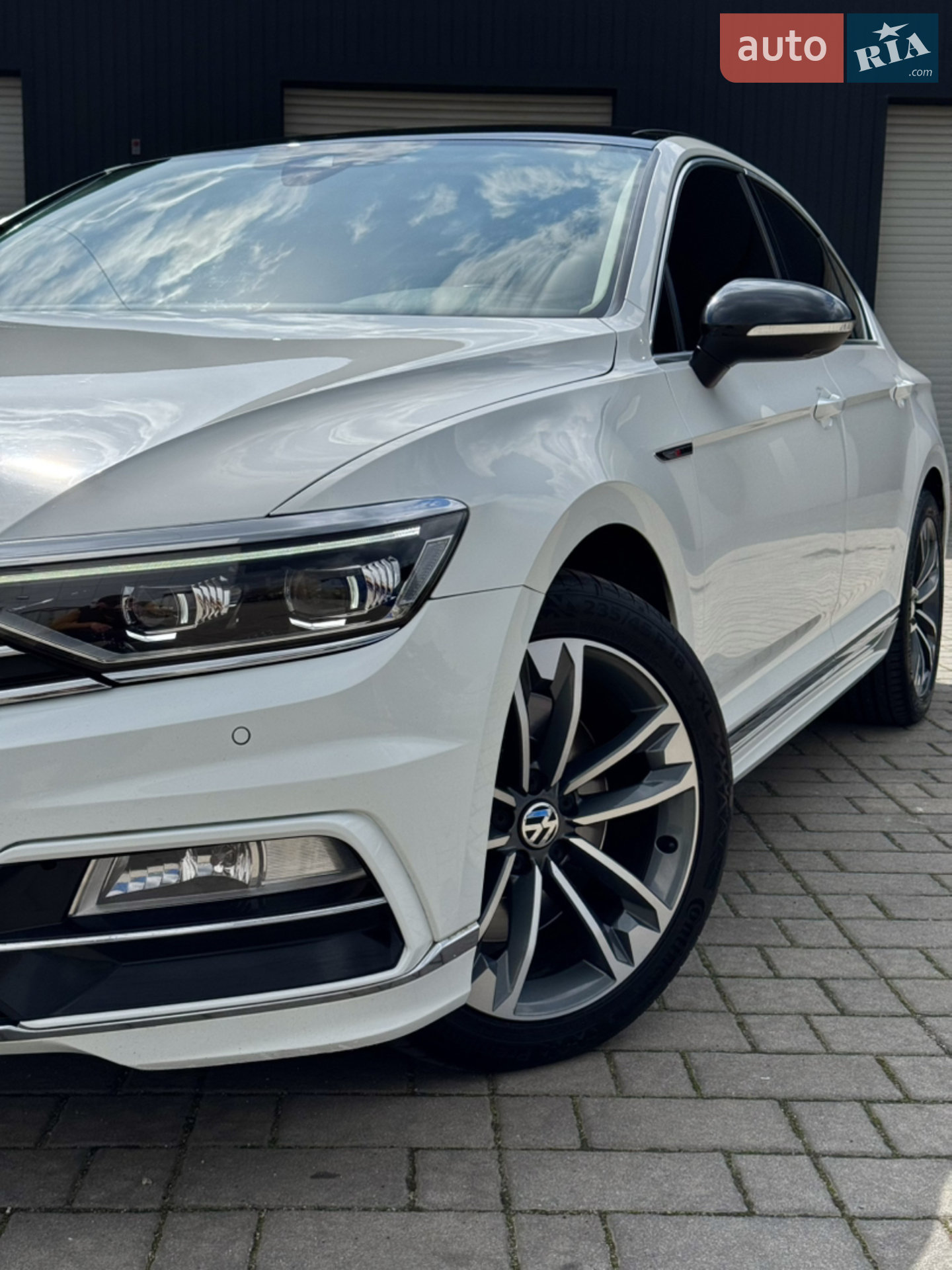 2017 Volkswagen Passat - мініатюра 3