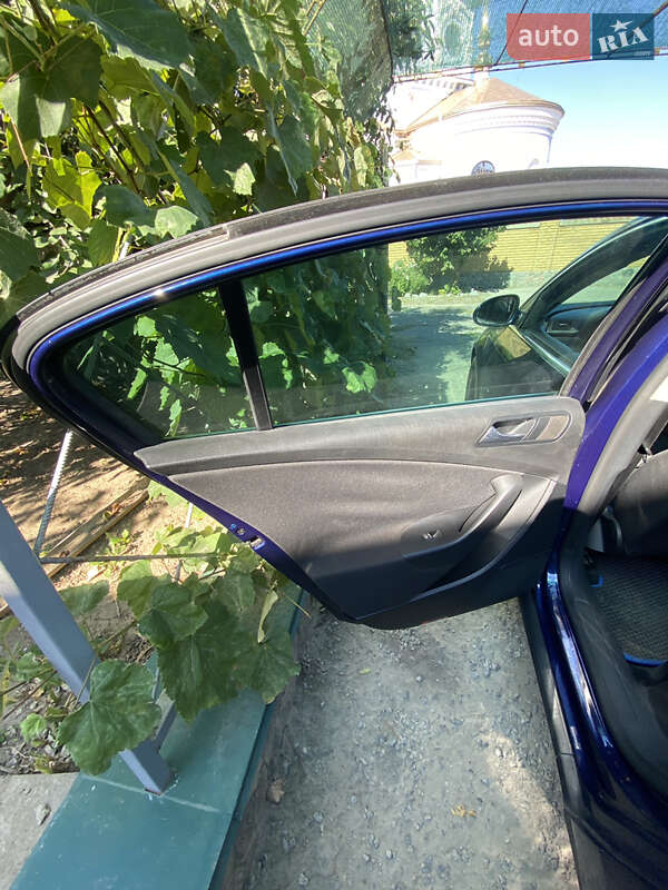 Седан Volkswagen Passat 2005 в Полтаві