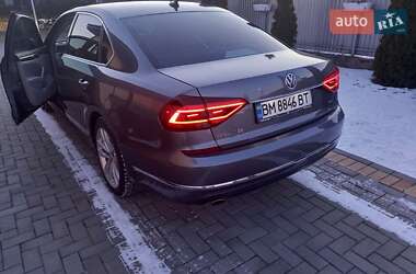 Седан Volkswagen Passat 2017 в Ужгороді