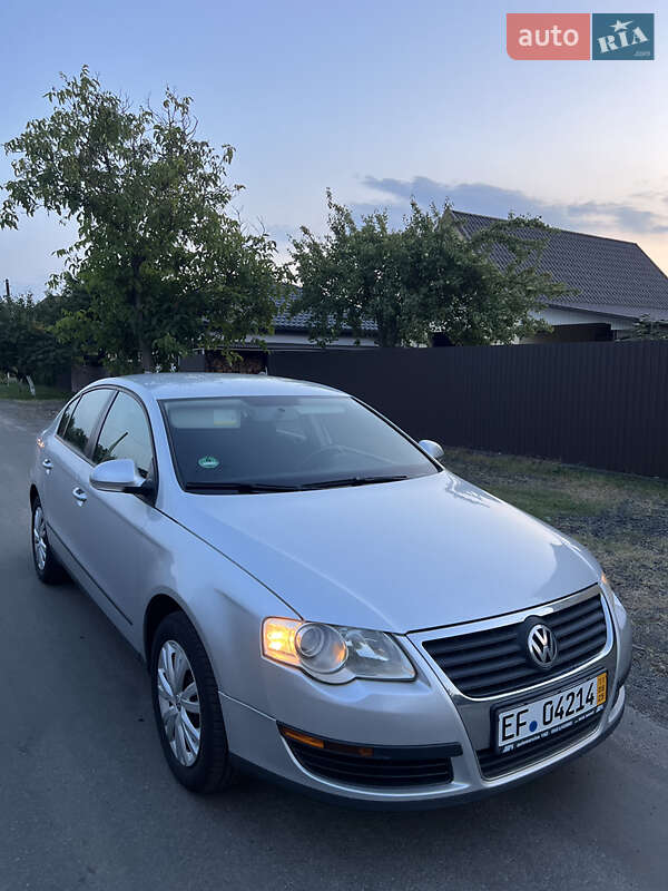 Седан Volkswagen Passat 2007 в Ковеле