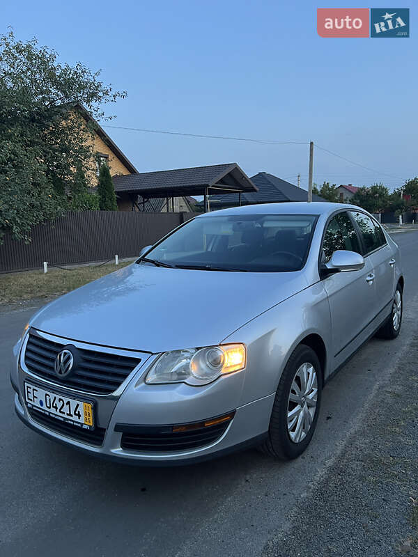 Седан Volkswagen Passat 2007 в Ковеле
