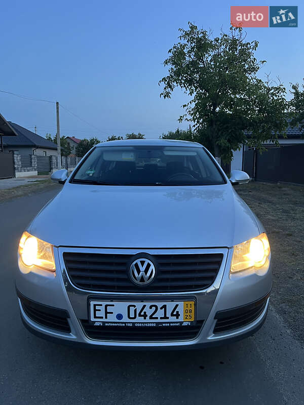 Седан Volkswagen Passat 2007 в Ковеле