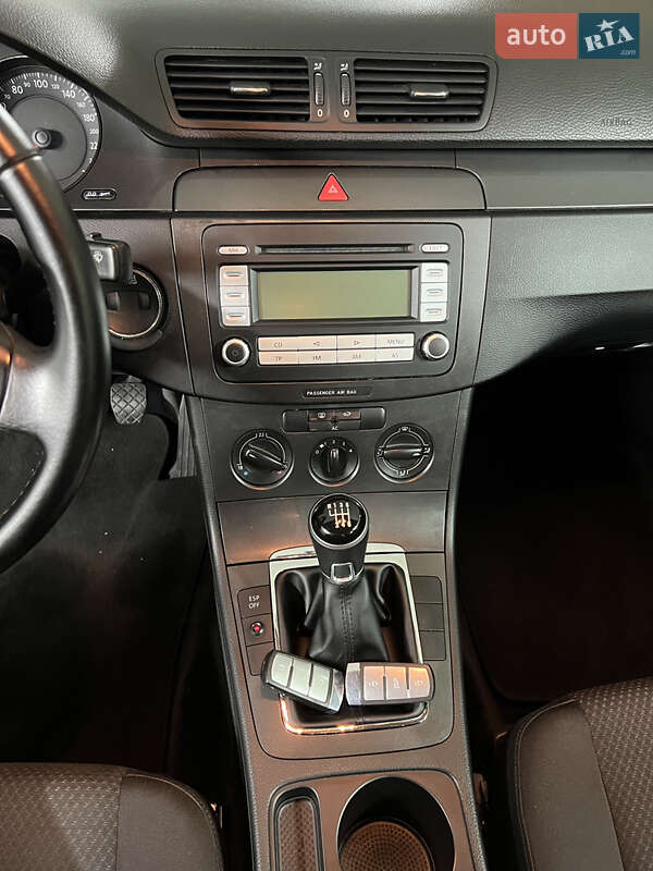 Седан Volkswagen Passat 2007 в Ковеле