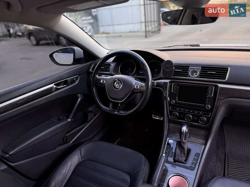 Седан Volkswagen Passat 2016 в Черкассах фото 18 Седан Volkswagen Passat 2016 в Черкассах
